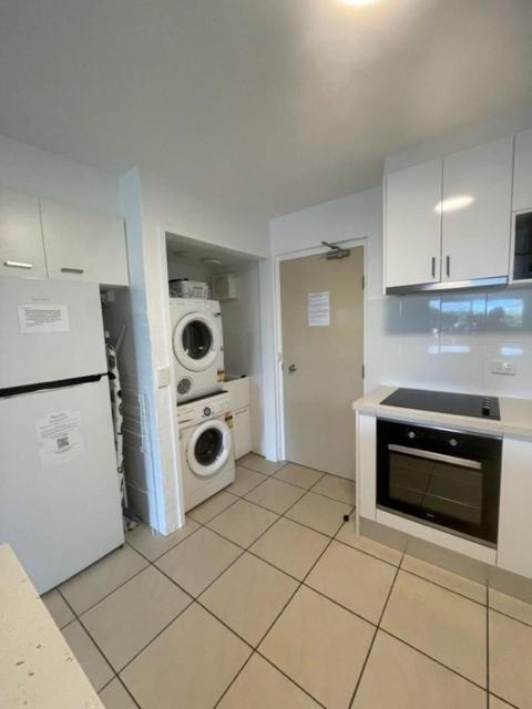 Myuna Holiday Apartments Noosa Heads Bagian luar foto